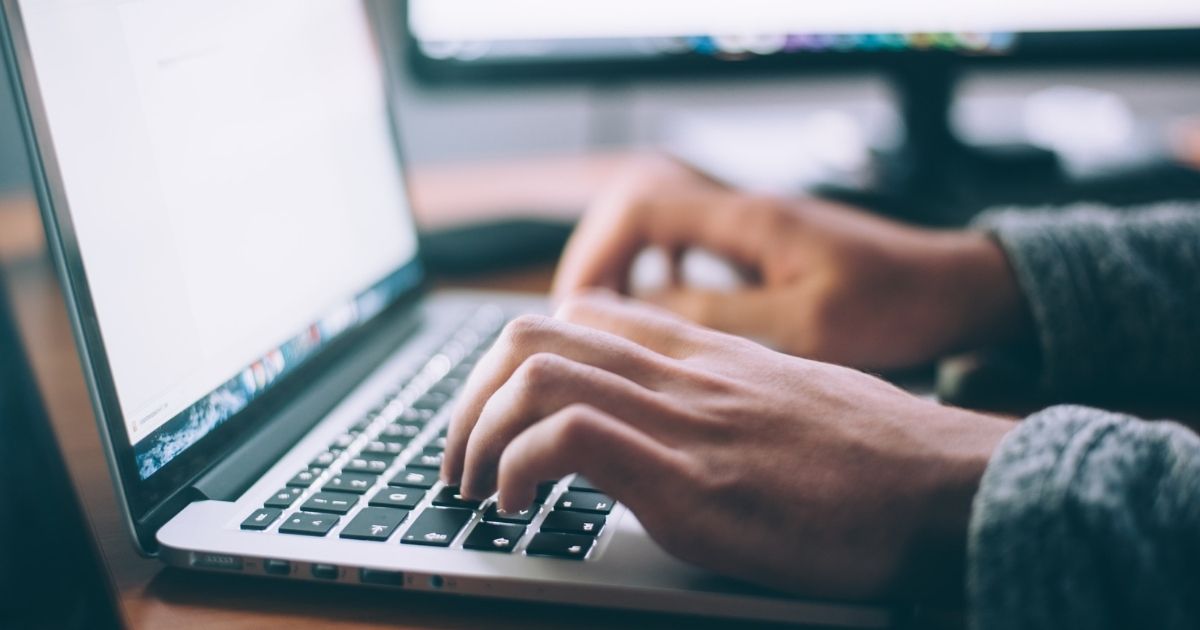 penyelidikan pada komputer riba penyelidikan pada komputer riba