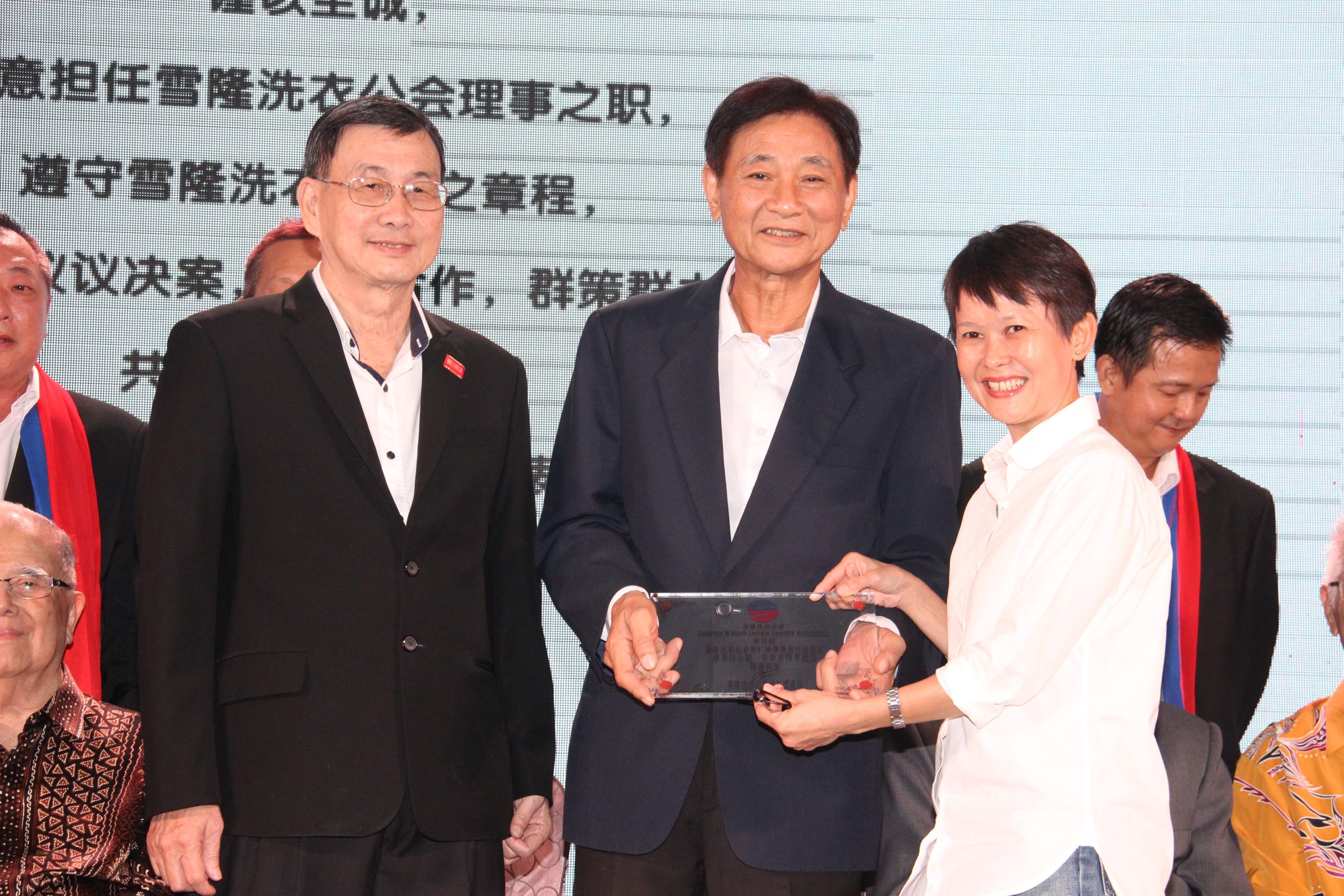 Pamela在舞台被任命为洗衣技术顾问