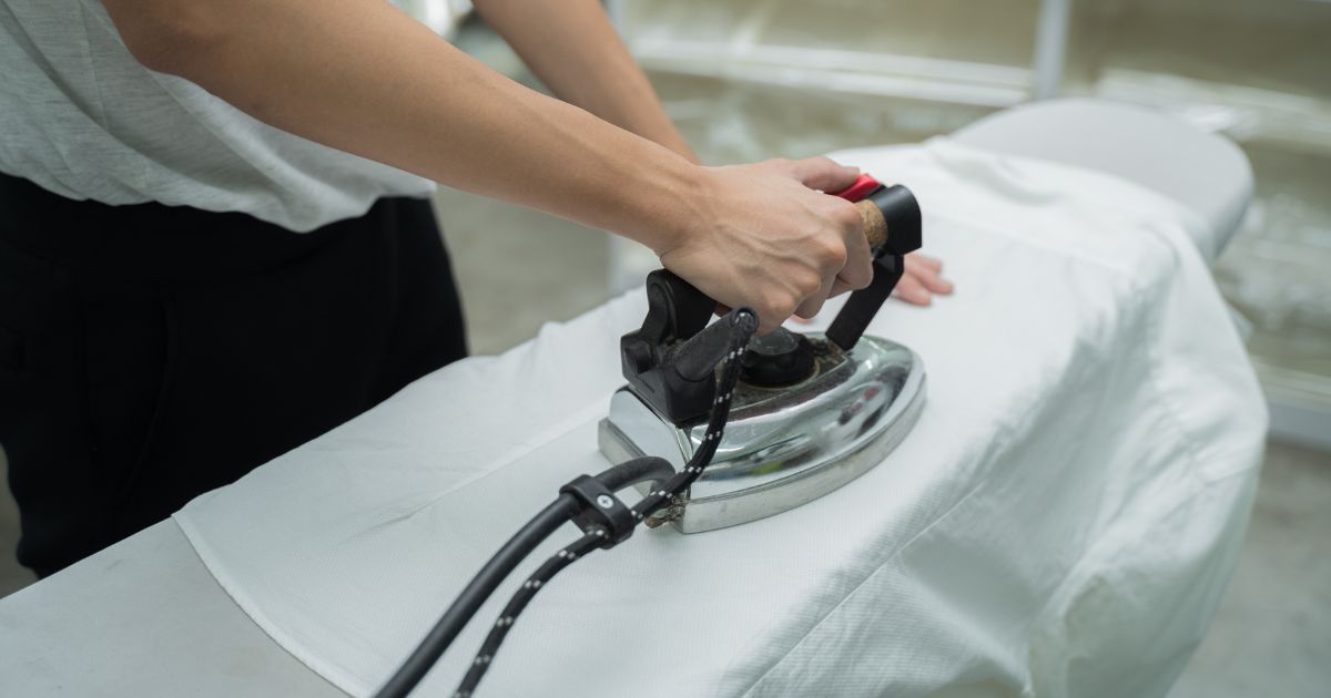ironing clothes ironing clothes